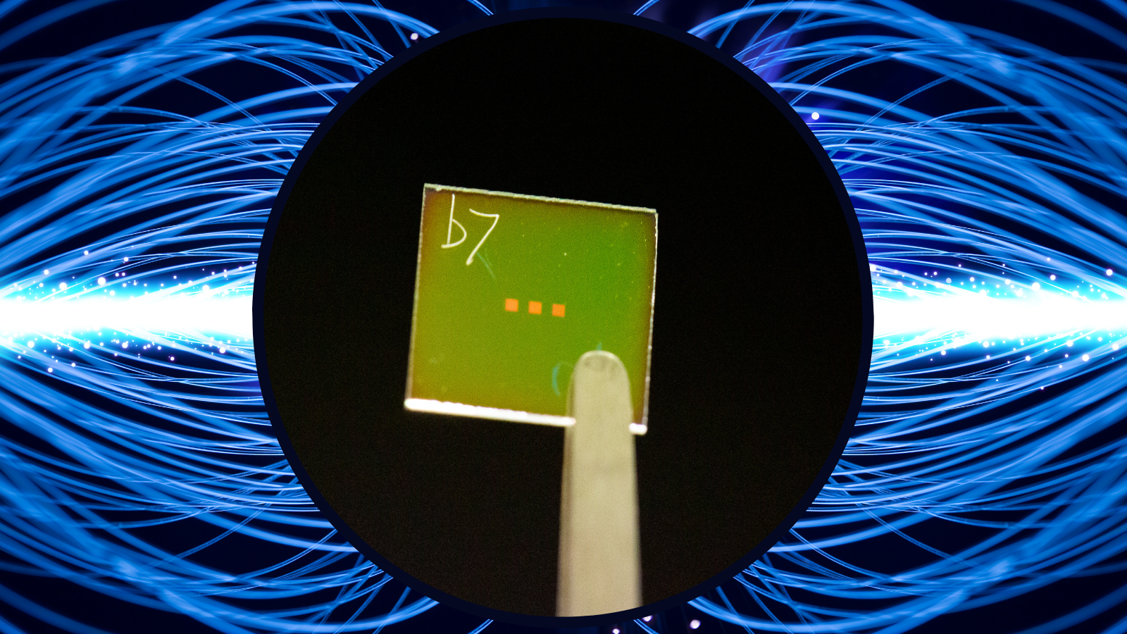 Spooky but tiny: grating boosts nanostructured quantum light source