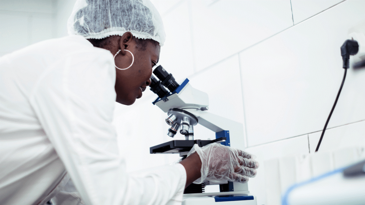 Reimagining medical diagnostics in developing countries: meta-optics offers a new way to look inside cells